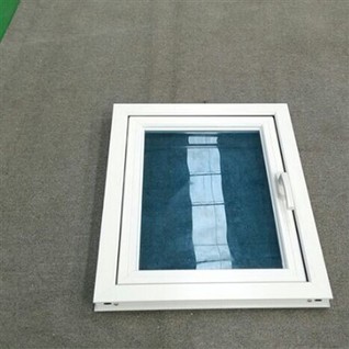 Pequeñas ventanas de aluminio